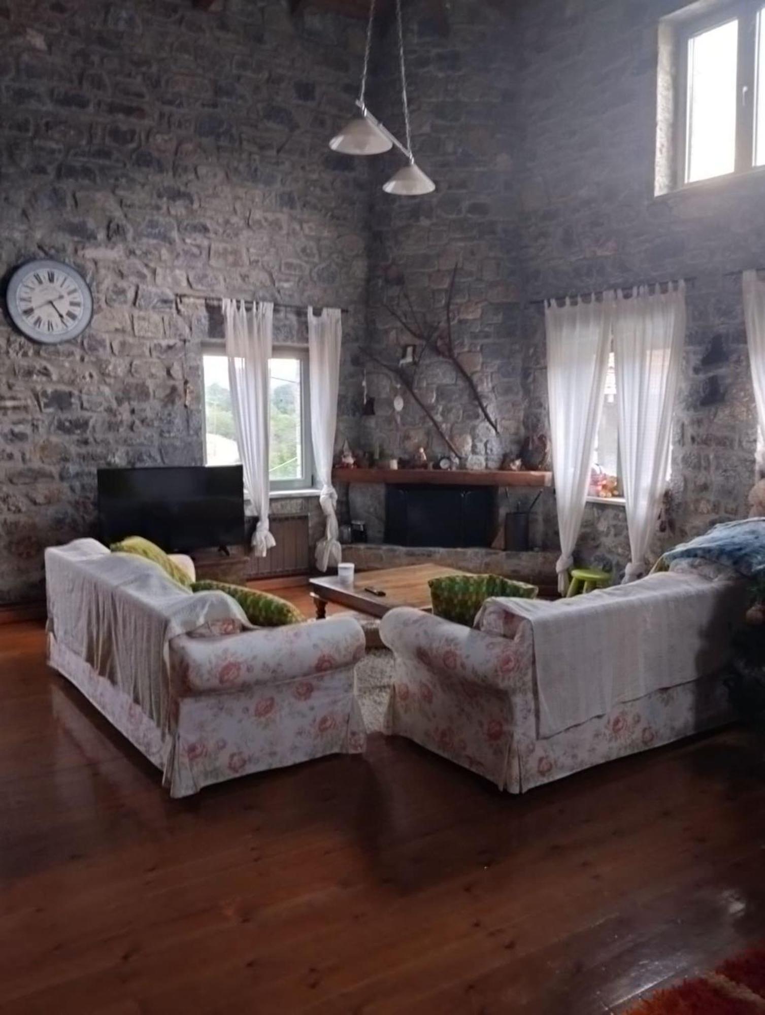 Vitina Number 5 Apartman Kültér fotó